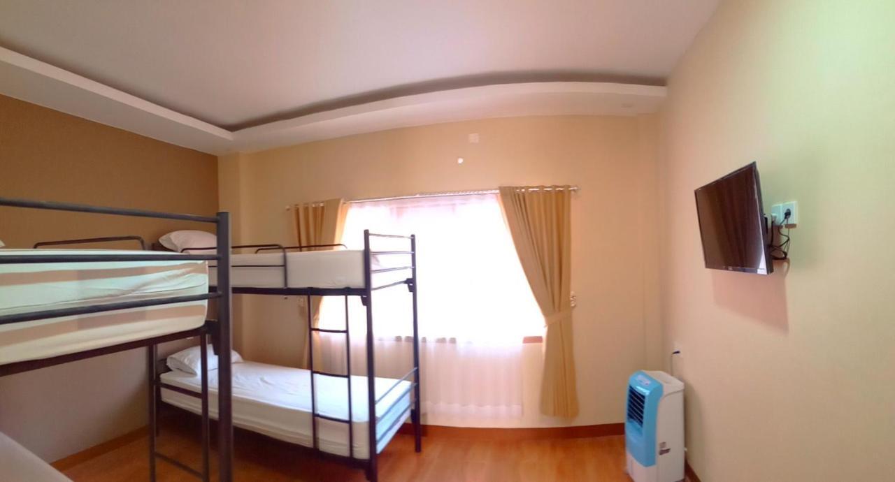 Bluefire Homestay Syariah Banyuwangi  Exteriér fotografie